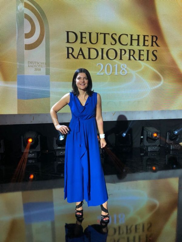 201807-Jasmin-Tabatabai-wearing-Nobahar-Design-Milan-during-Radio-prize1